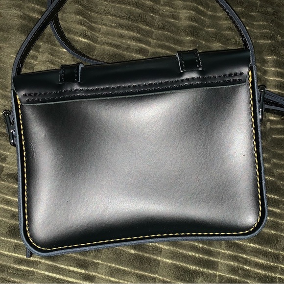 Dr. Martens mini satchel purse crossbody - Picture 8 of 12